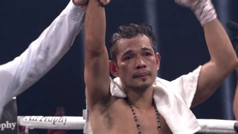 Nonito Donaire defeats Ryan Burnett to win WBA bantamweight .